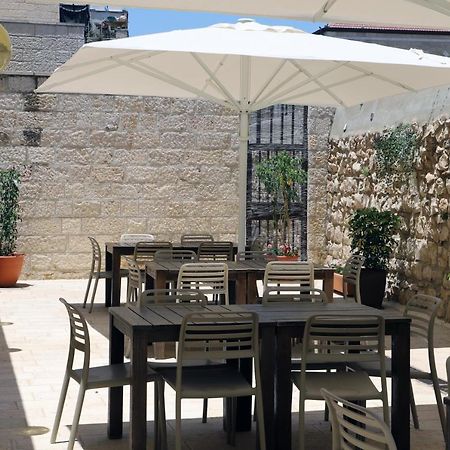New Gate Hostel Jerusalem Exterior photo